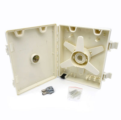 1 Splice Tray IP65 Tấm chống nước / Polemount Fiber Optic Terminal Box với loại adapter SC / LC / FC / ST